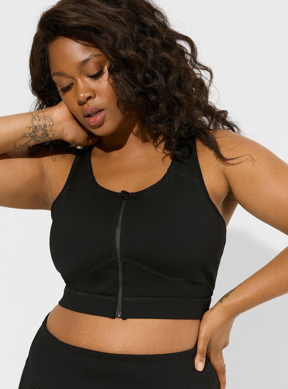 Torrid Black Low-Impact Wireless Zip-Front Active Sports Bra Size 1X